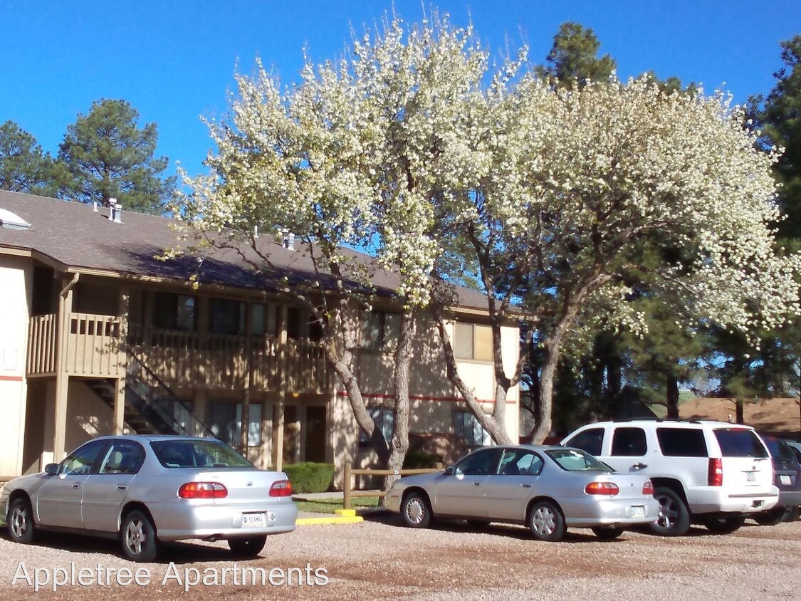 Primary Photo - 2 br, 1 bath Apartment - 1752 W. Jackson