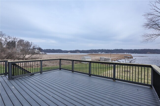 Foto del edificio - 1370 Bay Shore Blvd