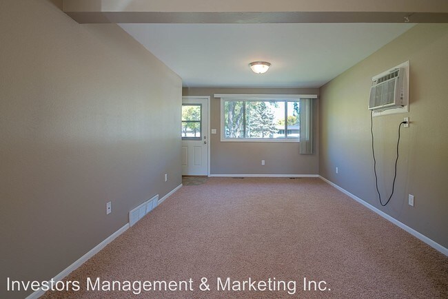 Foto del edificio - 2535-2535 2nd Ave SW