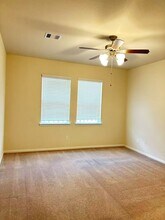 Building Photo - 14246 Dos Palos Dr