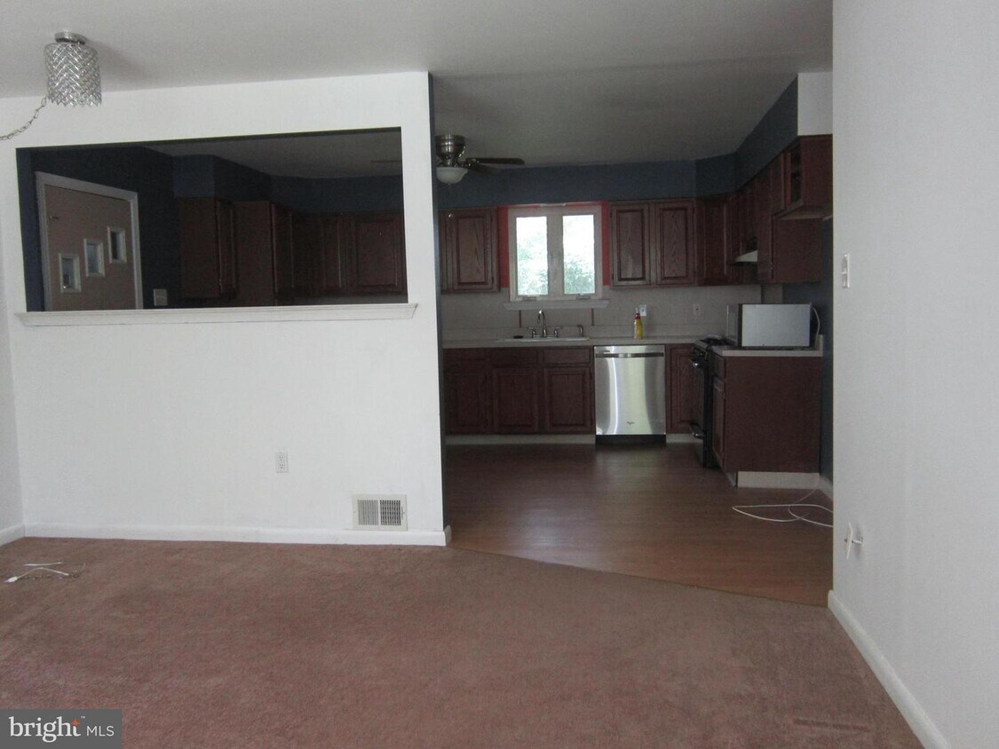 301 Cornell Ave, Stratford, NJ 08084 House Rental in Stratford, NJ