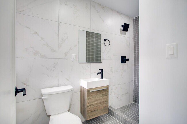 Foto del edificio - 516 Orange