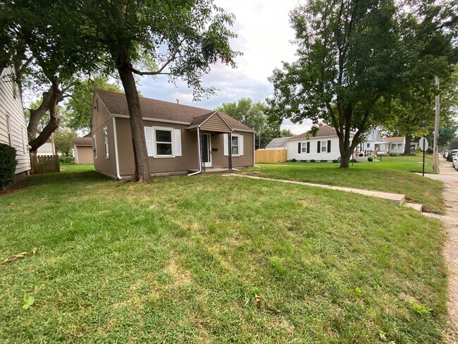 Building Photo - 1122 Franklin St