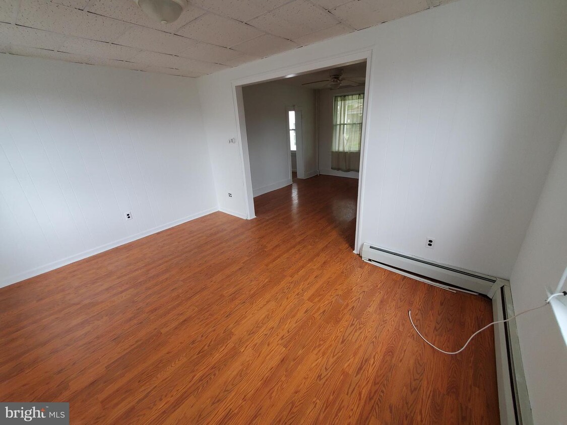 203 N 2nd St, Hamburg, PA 19526 House Rental in Hamburg, PA