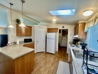 Building Photo - 8482 Cedar Way