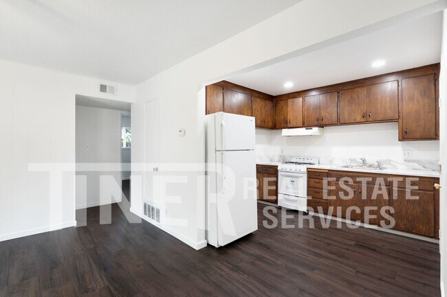 Building Photo - 3966 Apple Blossom Way