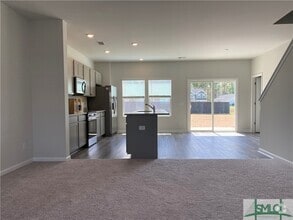 Building Photo - 178 Daylily Dr
