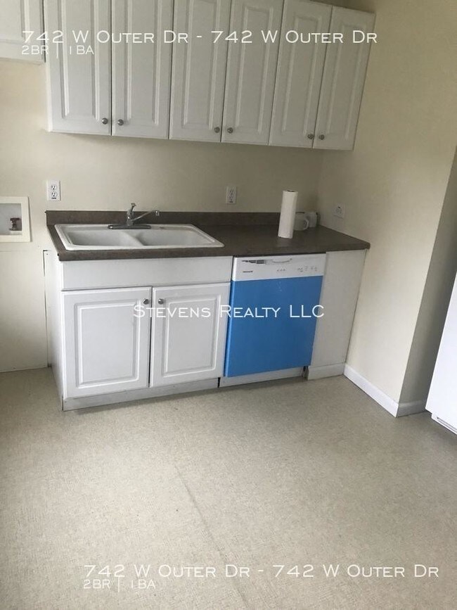 Building Photo - 2 bedroom in Oak Ridge TN 37830
