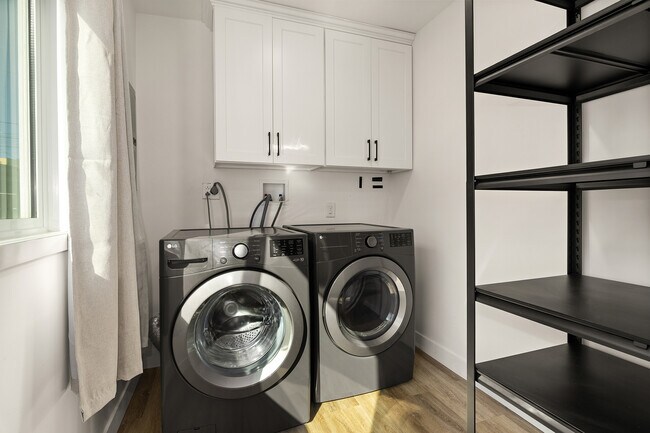 Foto del edificio - 715 Sunset Ave