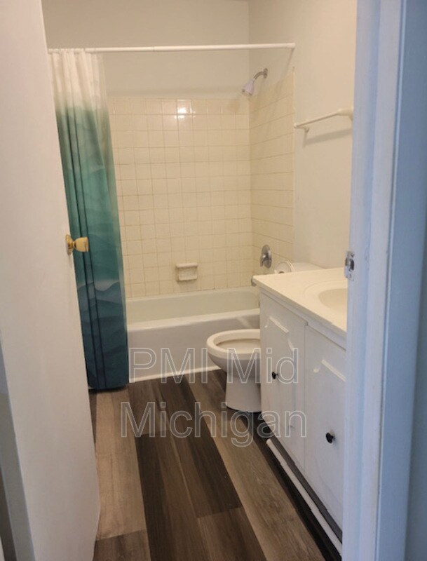 3629 Bernice Dr, Saginaw, MI 48601 Condo for Rent in Saginaw, MI