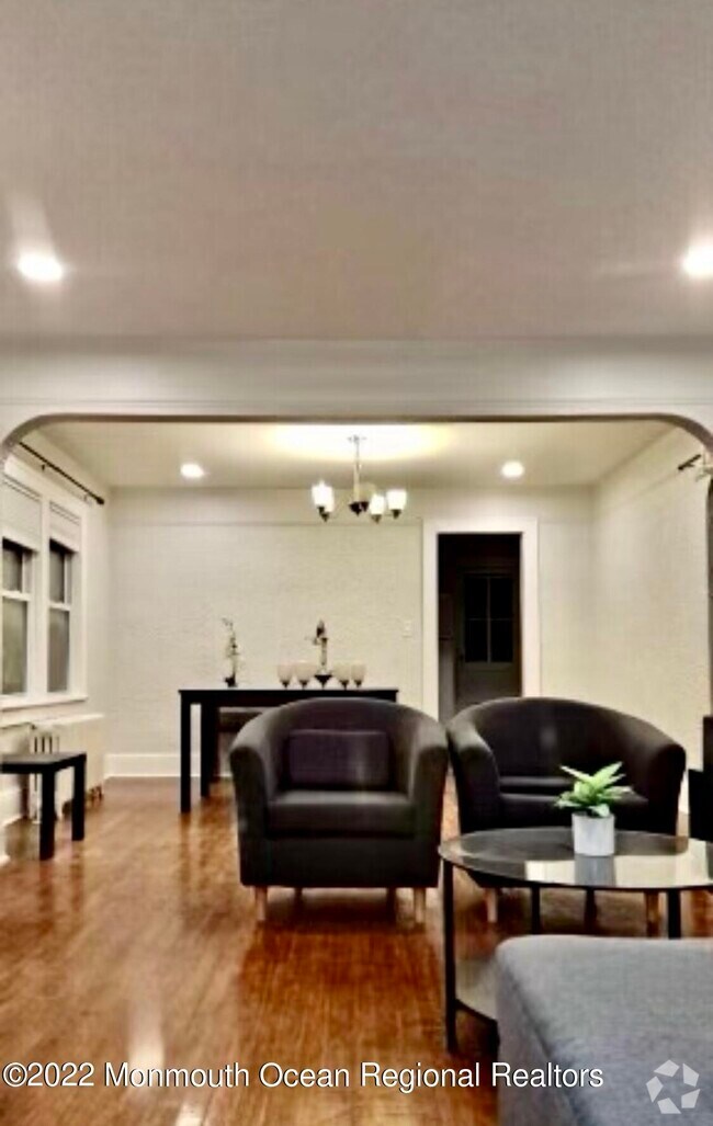 Apartments For Rent in Deal, NJ with Hardwood Floors 10 Rentals