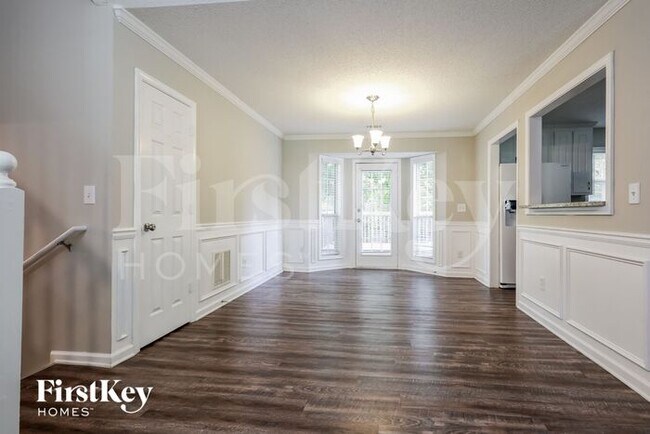 Building Photo - 2442 Oak Creek Ct