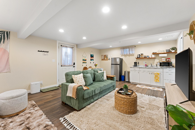 Foto del edificio - 1234 NE valley view Ln