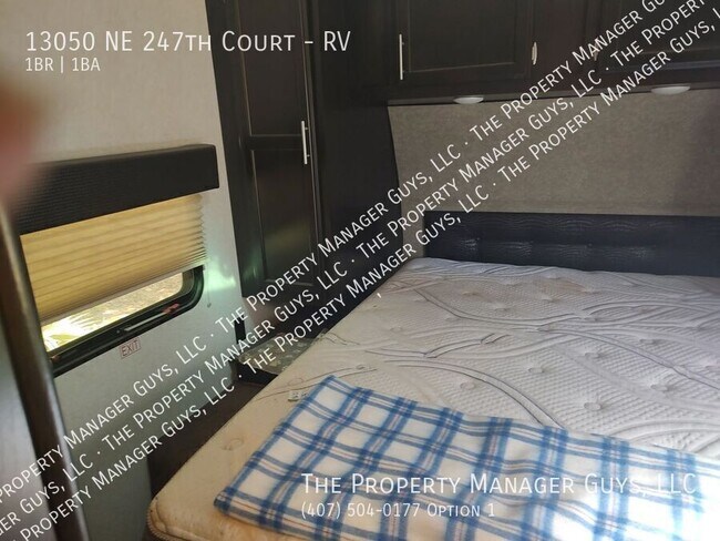 Foto del edificio - 13050 NE 247th Ct