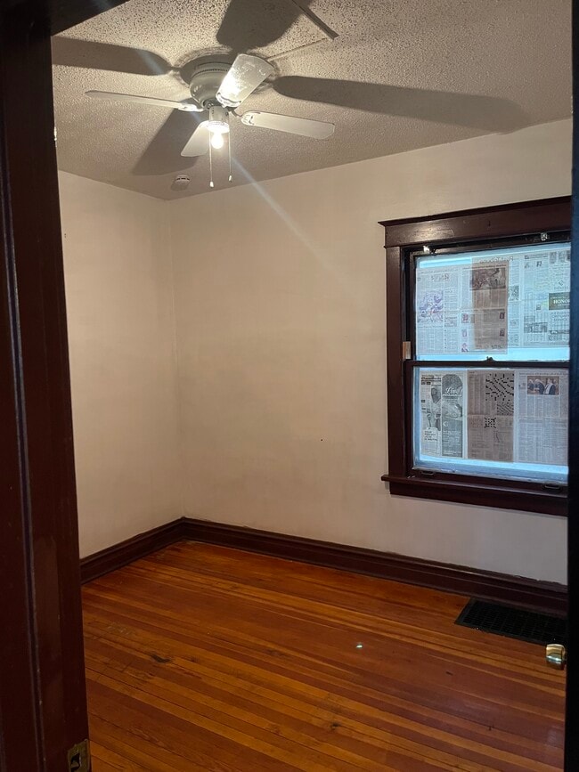 Building Photo - 825 Harrison St