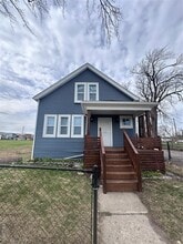Building Photo - 8857 Charlevoix St
