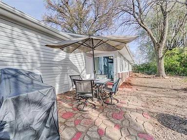 Building Photo - 6270 Rocket Dr