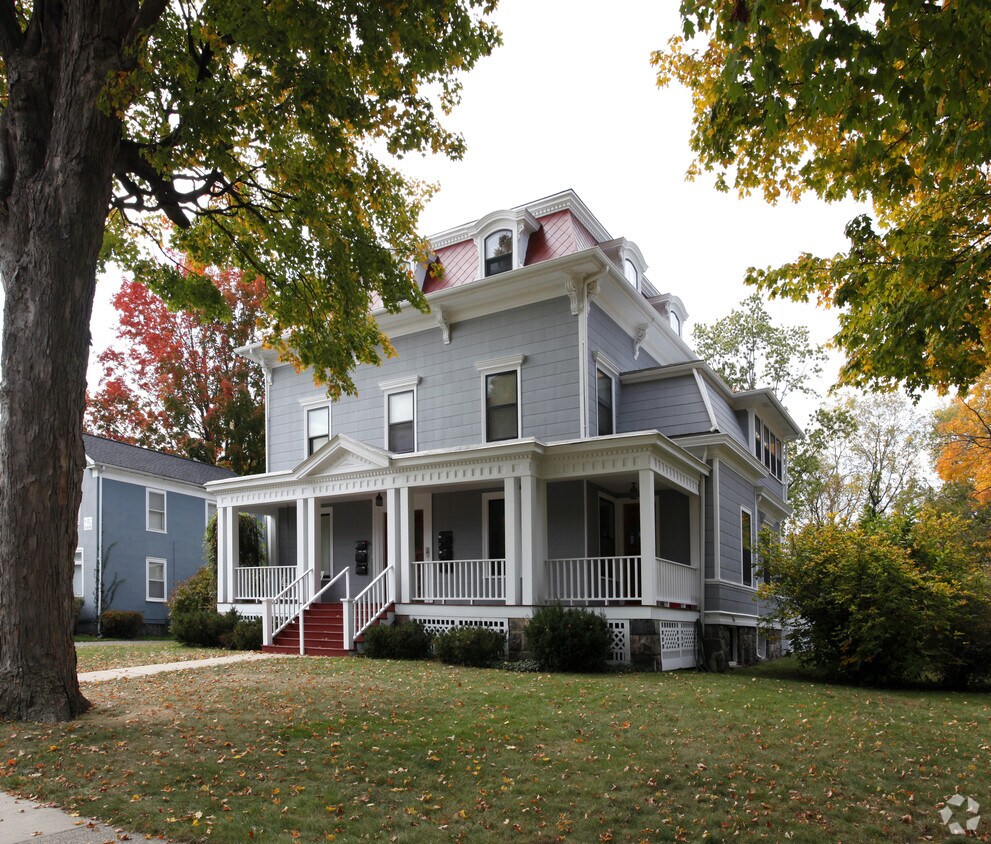 Building Photo - 111 N Normal St