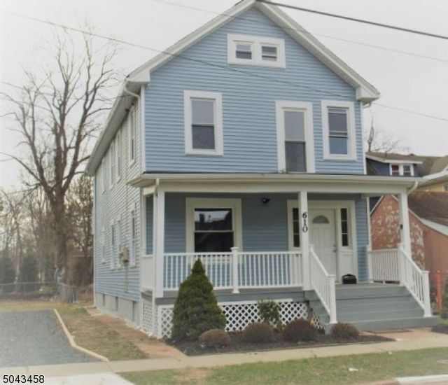 Primary Photo - 610 Lee Pl