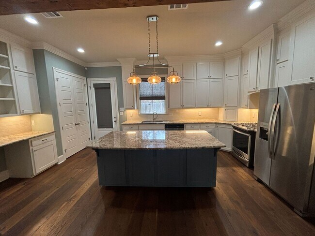 Building Photo - 5066 Myrtle Trail Dr