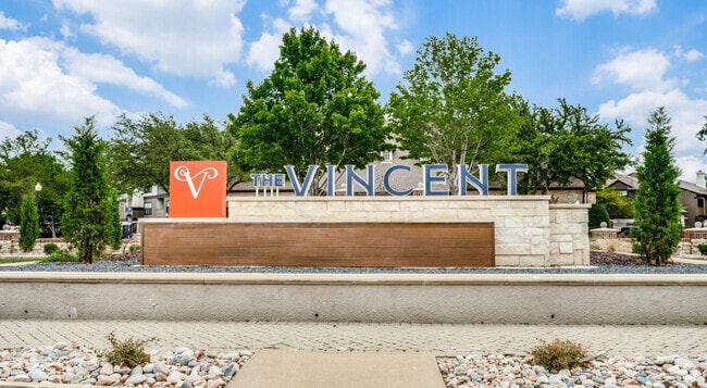 Building Photo - The Vincent