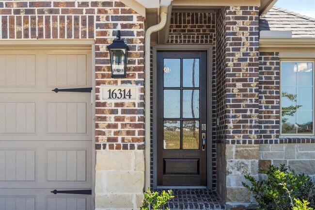 Building Photo - 16314 Rock Hollow Bend Ln