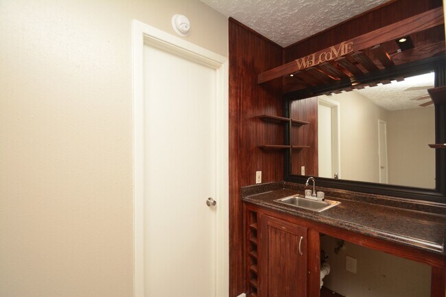 Foto del edificio - 16335 Quail Echo Dr