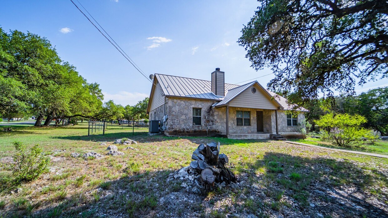 Foto principal - Bulverde Gem for Lease