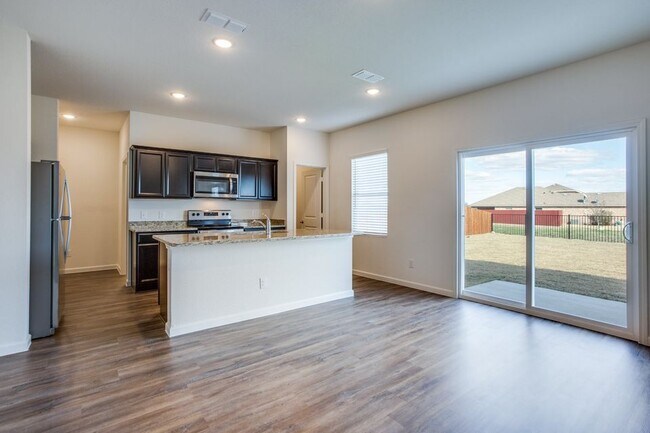 Building Photo - 209 Briar Cv