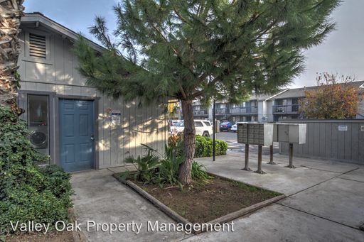 Building Photo - 2121 Moffett Rd