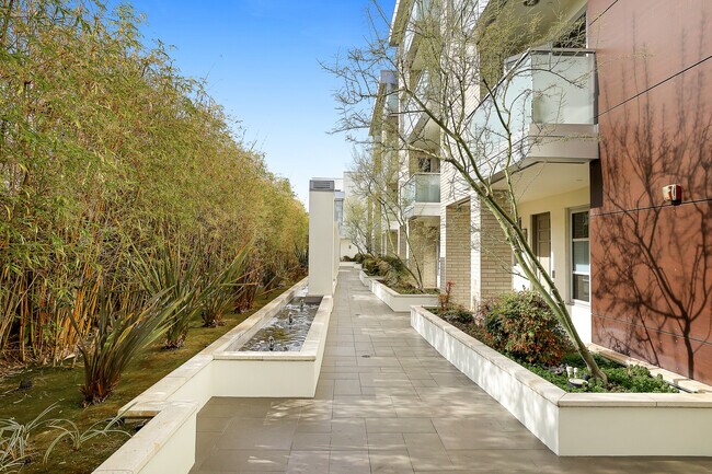 Foto del edificio - 257 S Hudson Ave