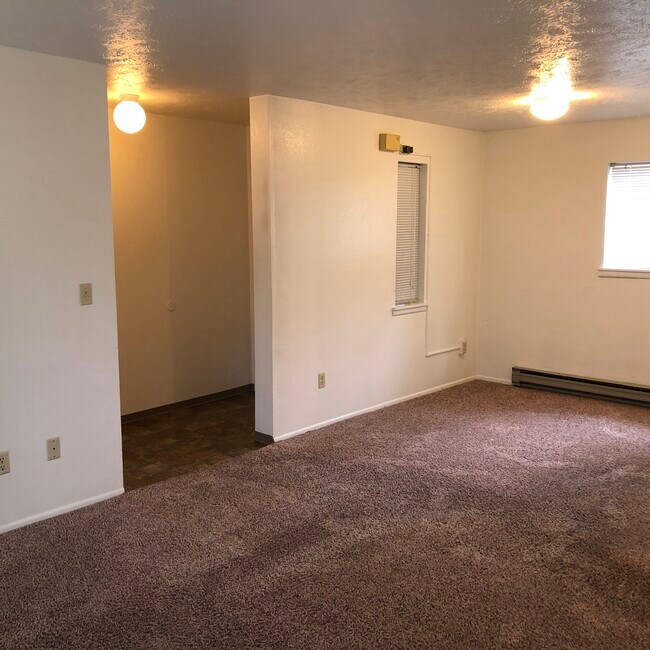 921 SE Klemgard St Unit E1, Pullman, WA 99163 Apartments in Pullman