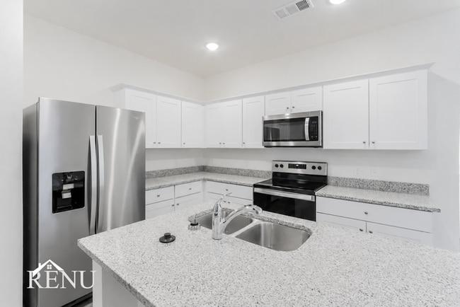 Building Photo - 6124 Harrah Ln