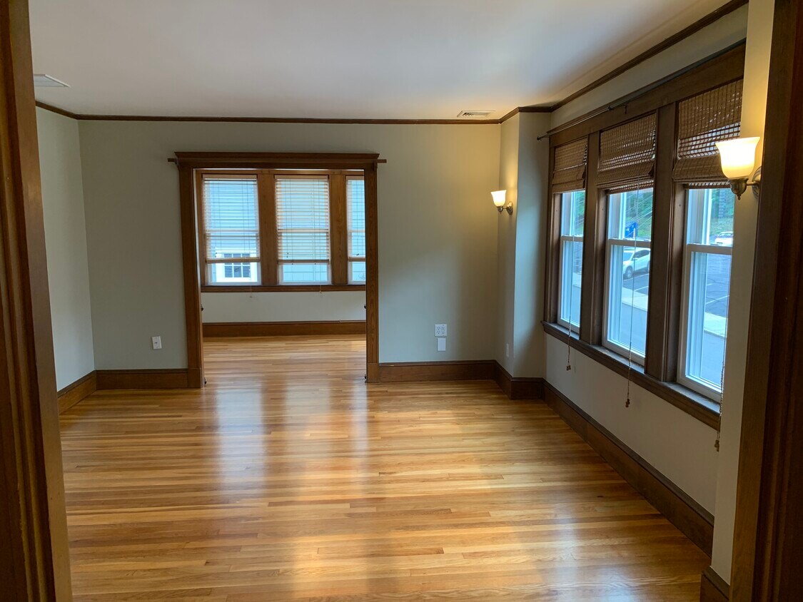 Living room - 14 Appleton Plz