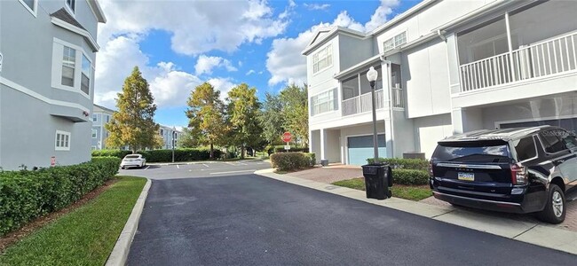 Foto del edificio - 2316 Grand Central Pkwy