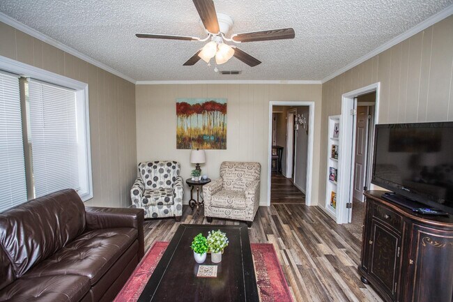 Foto del edificio - 2418 23rd St