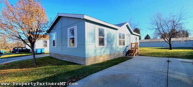 *** ONE MOTH FREE RENT!*** 3 Bed 2 Bath M... - *** ONE MOTH FREE RENT!***  3 Bed 2 Bath M...