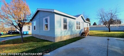 Building Photo - 114 Sunlight Ave