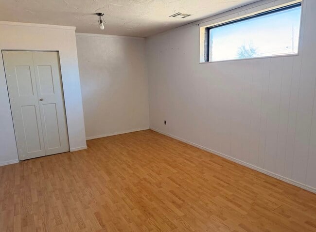 Building Photo - 113 Stull Ct