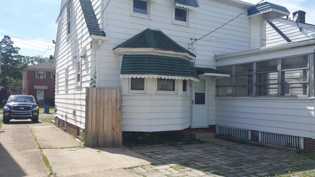 Building Photo - 4077 W 50th St