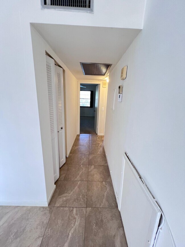 Foto del edificio - 3054 Newcastle A