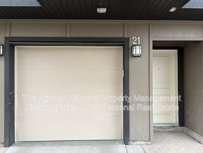 Building Photo - 500 Fleming Rd