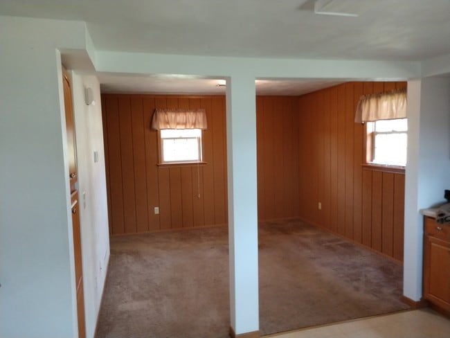 Living Room - 1528 5th Ave