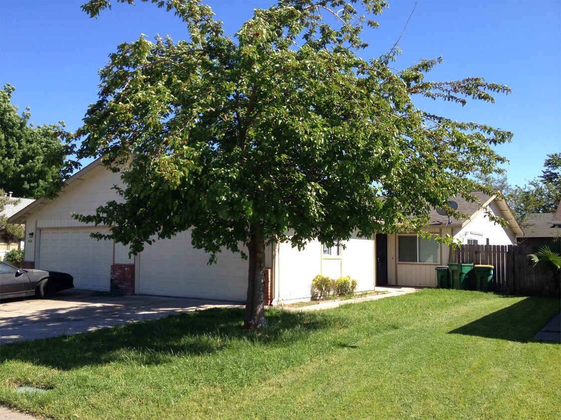 2024 Pawnee Way, Stockton, CA 95209 Townhome Rentals in Stockton CA