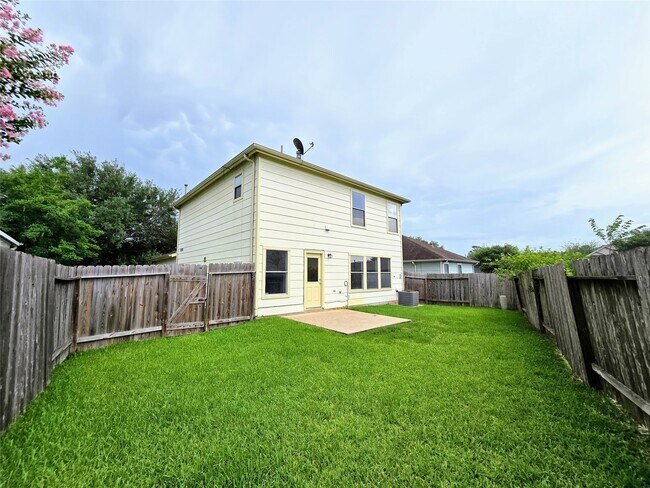 Foto del edificio - 22911 Twisting Maple Ct