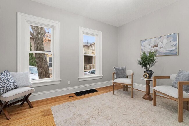 Building Photo - 820 Jenifer St