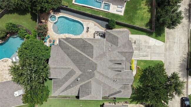 Foto del edificio - 9614 Blackberry Terrace Drive