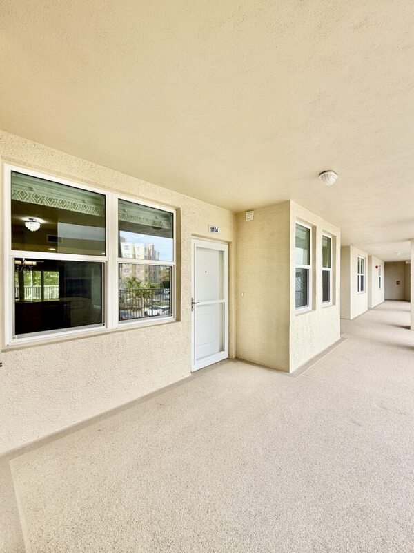 Building Photo - 960 Starkey Rd