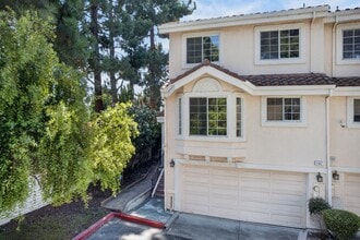 Building Photo - 2802 Cozumel Cir