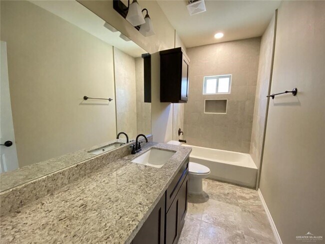 Foto del edificio - 5904 Nightingale Ave